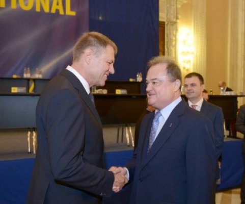 Alianţa electorală formată de PDL şi PNL pentru prezidenţiale se va numi Alianţa Creştin Liberală